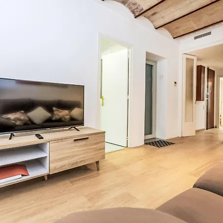 Eixample Dret Arago Roger De Lluria By Interhome 公寓 巴塞罗那